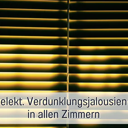 Апартаменты Lakeside Flat *