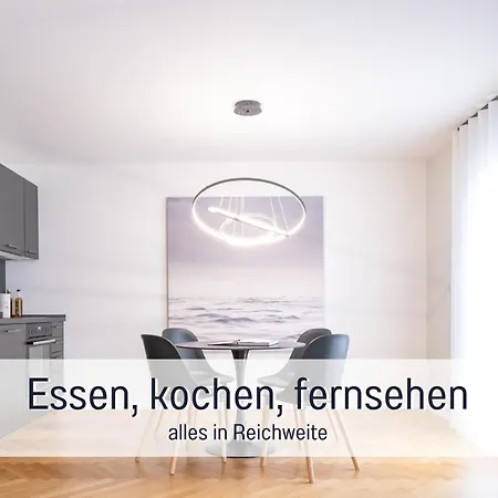 Lakeside Flat 200 Meter Zum